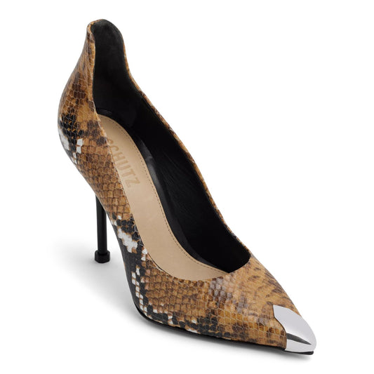 Amal Captoe Embossed Pumps